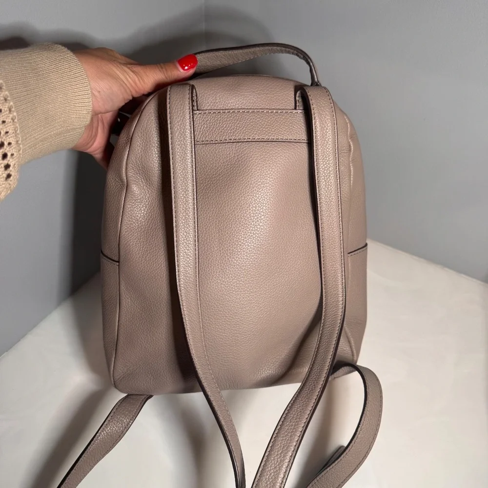 Kate Spade Mini Nicole Taupe Leather Backpack Gold Zip Pebble Minimalist Chic